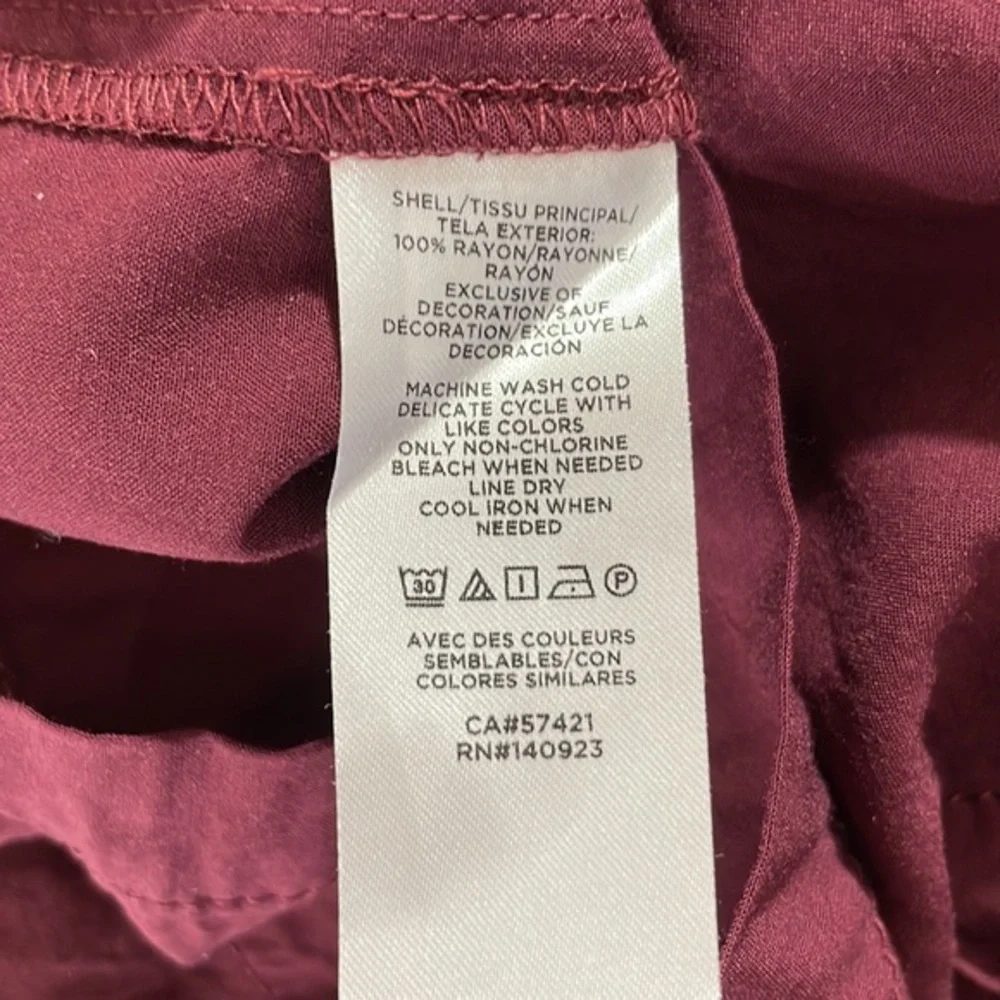 Loft Outlet, new without tags, burgundy rayon romper - Picture 7 of 11